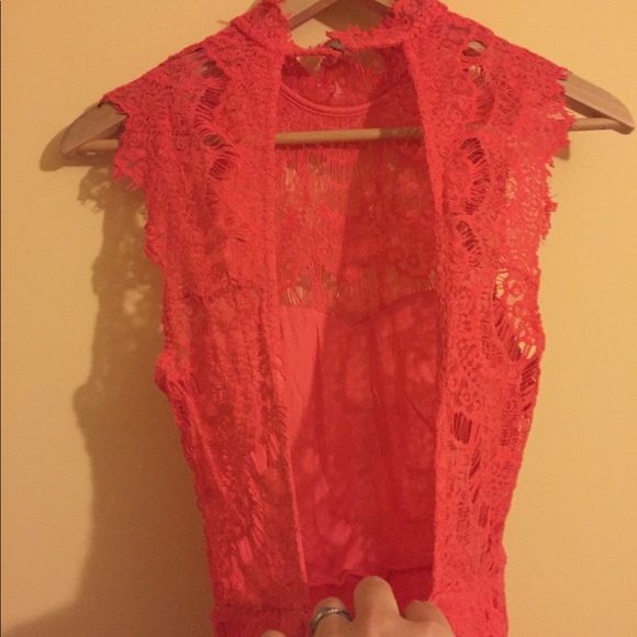 🆕NWT: FREE PEOPLE “DAYDREAM” CORAL LACE MINIDRESS - Picture 5 of 7
